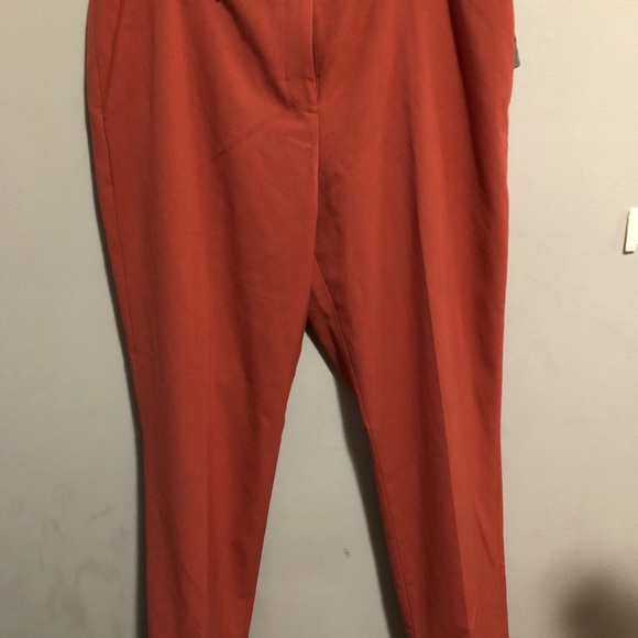 Tahari pants - Picture 3 of 3